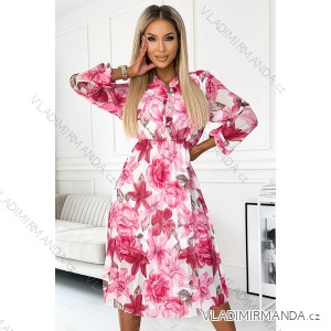 449-5 CARLA Plisované midi šaty s knoflíky a dlouhým rukávem - tmavě růžové květy na bílém pozadí