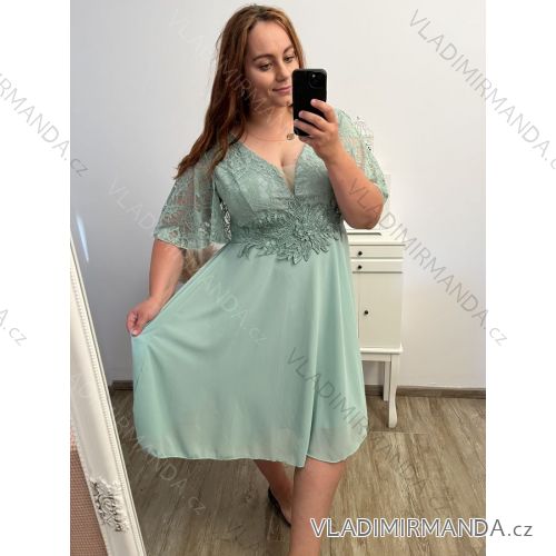 Šaty krajkové společenské krátký rukáv dámské nadrozměr (XL/2XL ONE SIZE) ITALSKÁ MÓDA IMM2380657PL