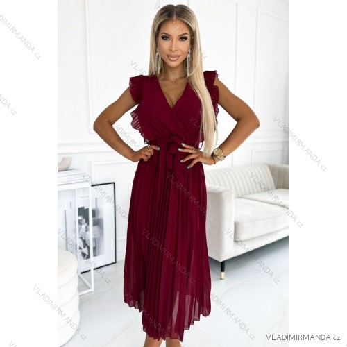 469-1 Pleated dress with frills, neckline and belt - burgundy