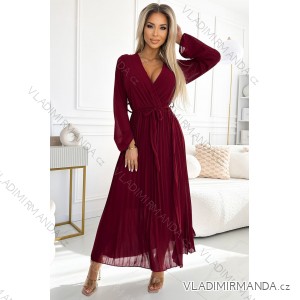537-1 Pleated chiffon dress with scoop neckline, long sleeves and tied belt - burgundy