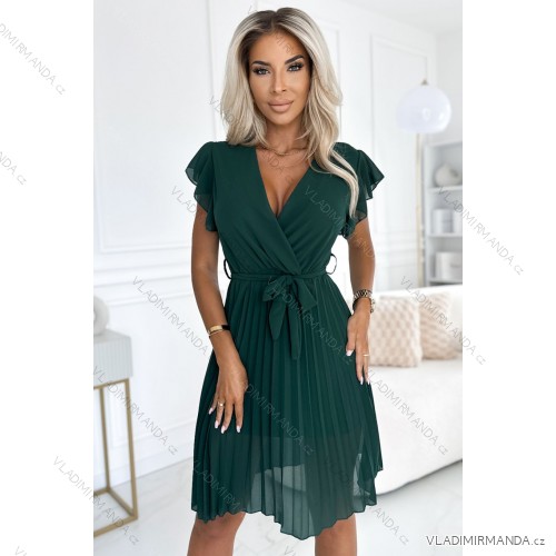 424-6 Chiffon pleated dress with a neckline and frills - green