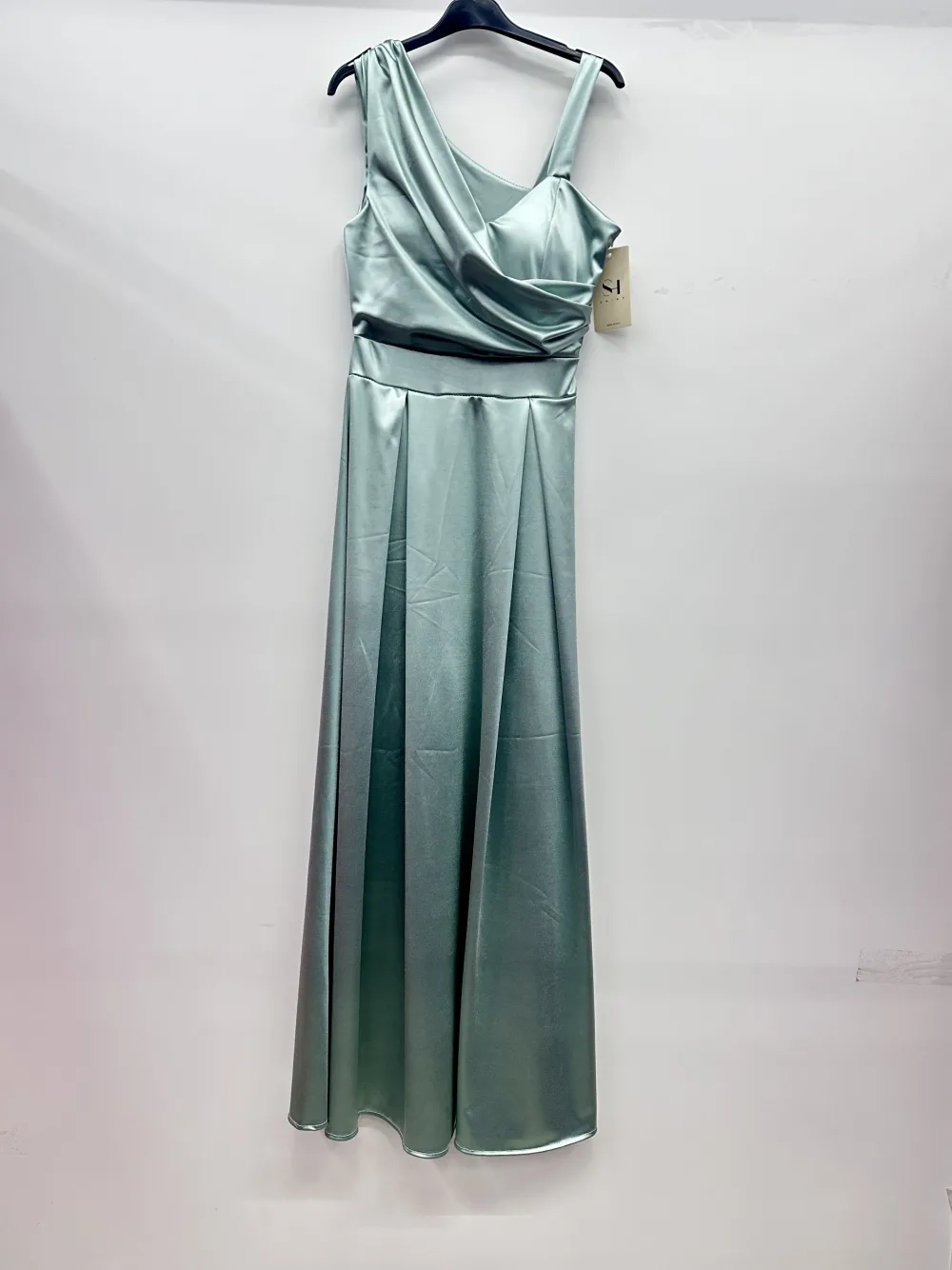 Šaty dlhé spoločenské saténové bez rukávu dámske (S/M/L ONE SIZE) TALIANSKA MÓDA IMPSH256678