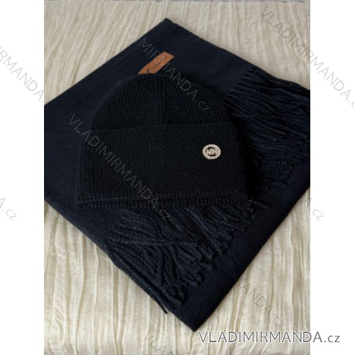Women's winter hat with pompom (ONE SIZE) TandN PVE25002/DUR ONE SIZE black