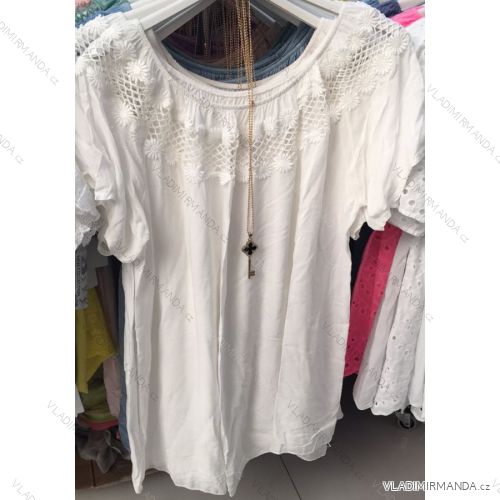 Blúzka s príveskom čipkovaná krátky rukáv dámska (L / XL ONE SIZE) TALIANSKÁ MÓDA IMWT21023