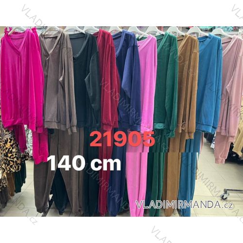 Samt-Trainingsanzug und Trainingsanzug-Set für Damen in Übergröße (Einheitsgröße 3XL/4XL) POLISH FASHION IMWT2321905